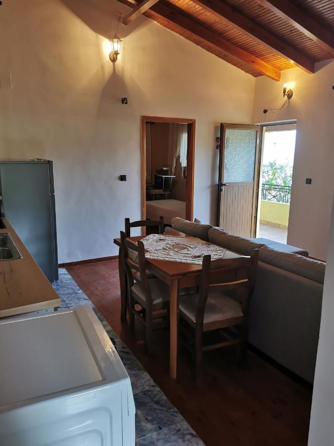 Villa Anna Sarandë Esterno foto